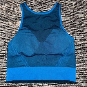 Lululemon tank, size 4, AMAZING condition